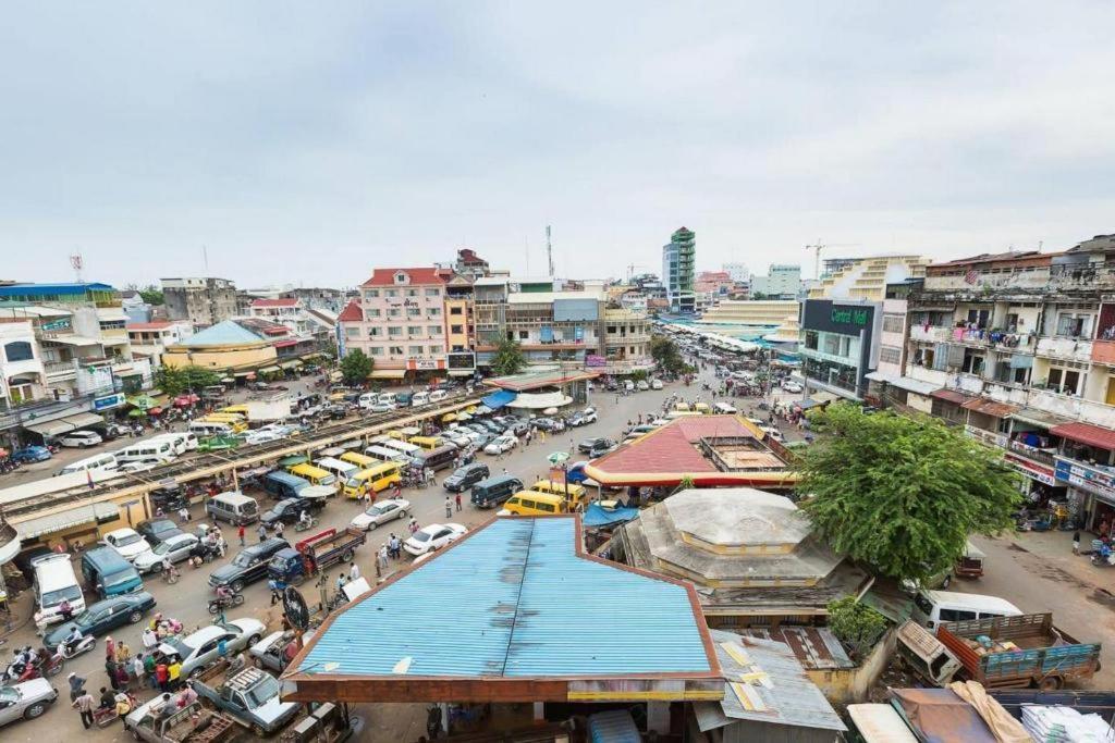 Hotel Zing Phnom Penh Exterior foto